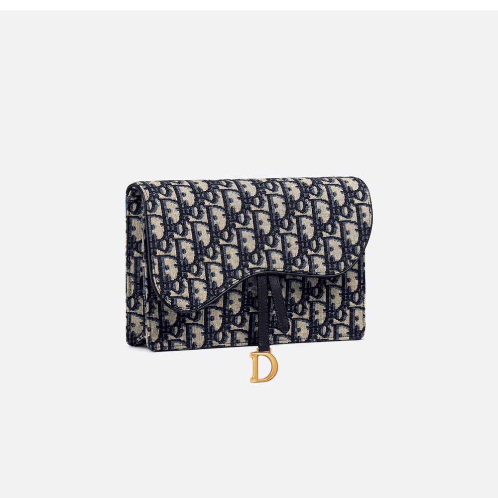 Dior saddle pouch with removable chain- price as listed or best offer - Picture 8 of 9